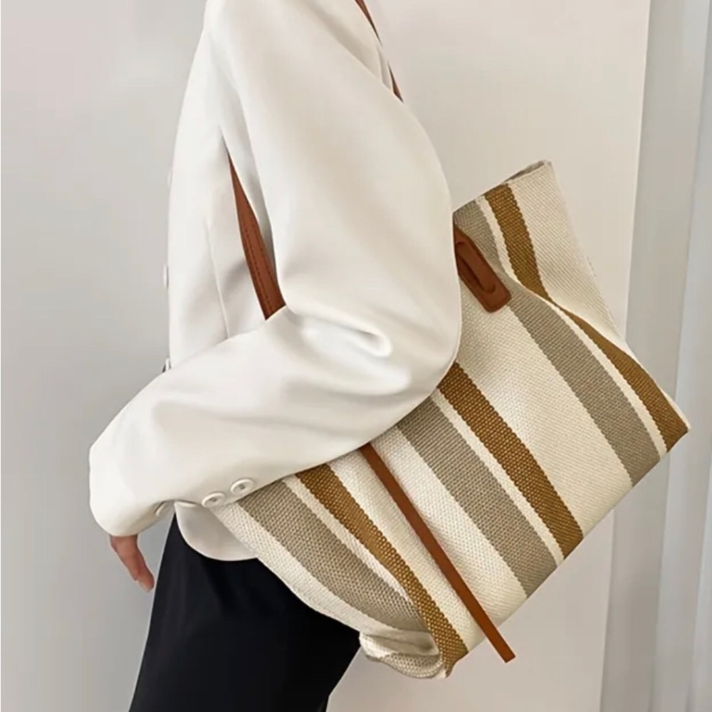 New woman summer stylish tote - Picture 2 of 6